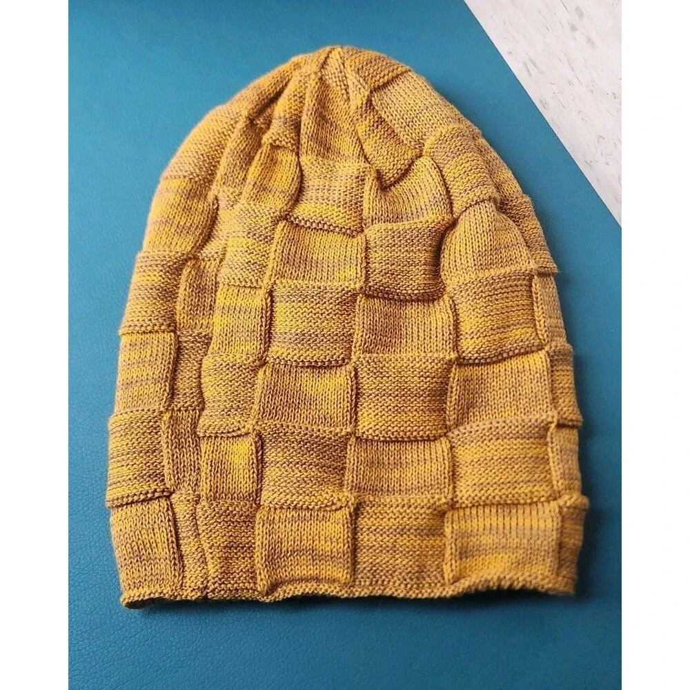 Stocking Cap Redess Beanie/ Slouch Hat Stay Warm For Winter One Size Fits